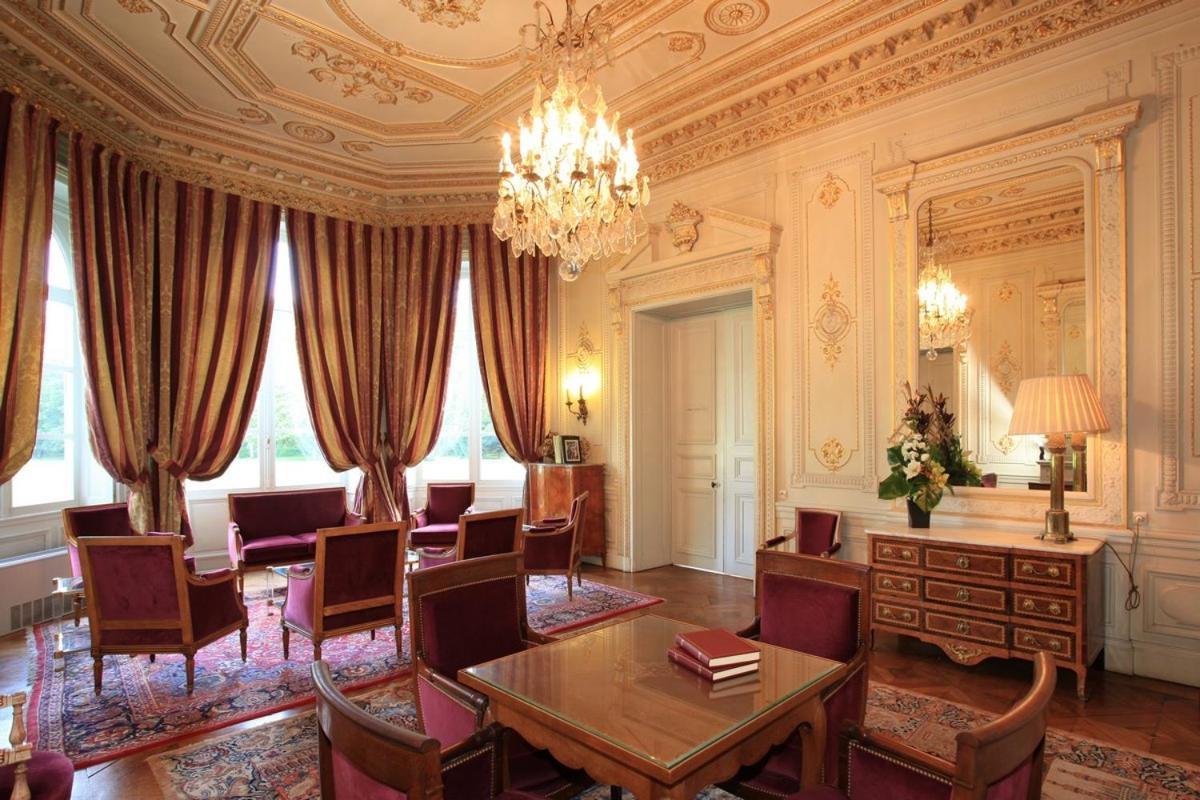 Château De La Motte Fenelon Kamerrijk Buitenkant foto
